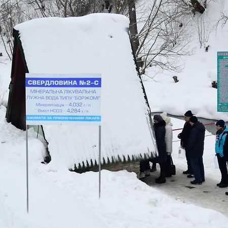 Zelenyy Bir Hotel Skhidnytsia Luaran gambar