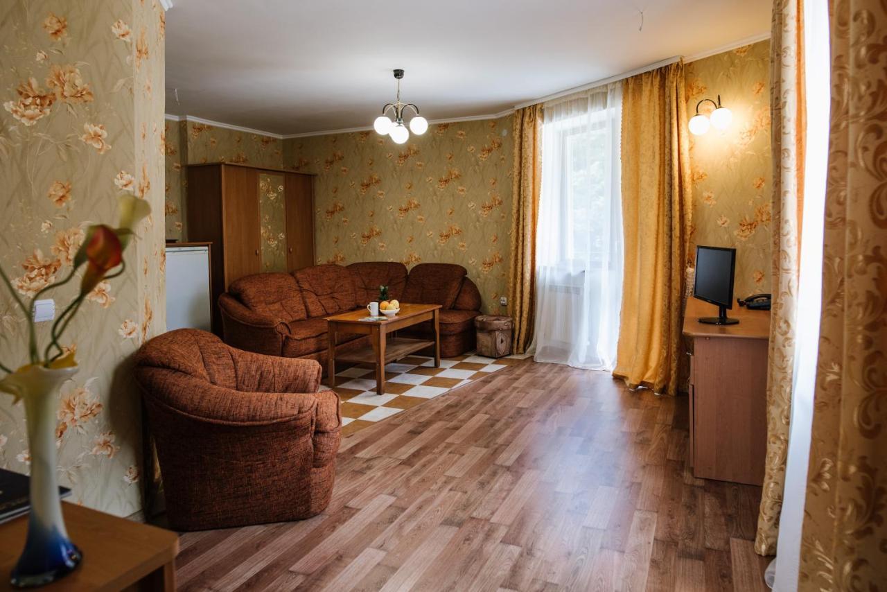 Zelenyy Bir Hotel Skhidnytsia Luaran gambar