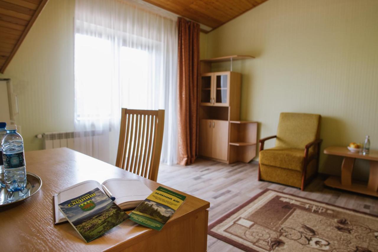 Zelenyy Bir Hotel Skhidnytsia Luaran gambar