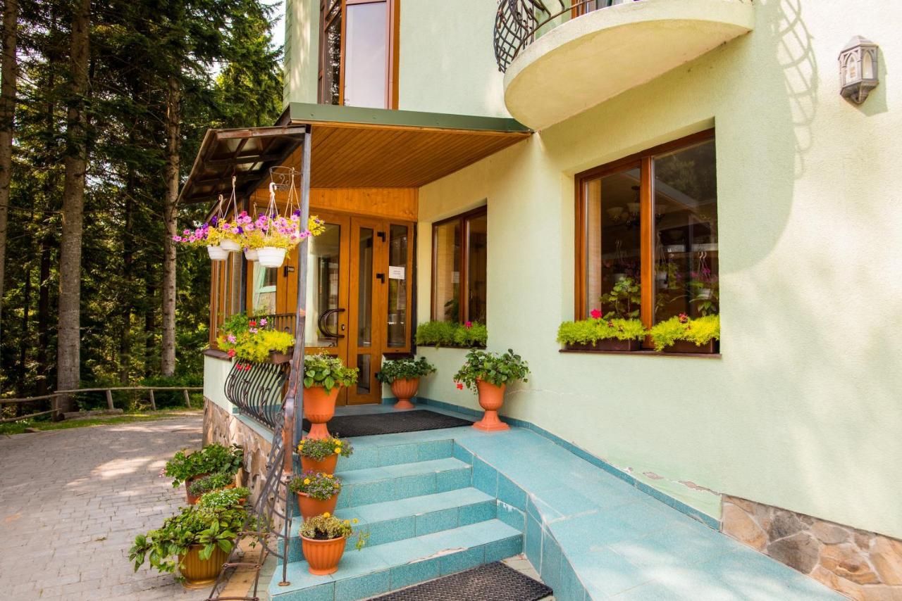 Zelenyy Bir Hotel Skhidnytsia Luaran gambar